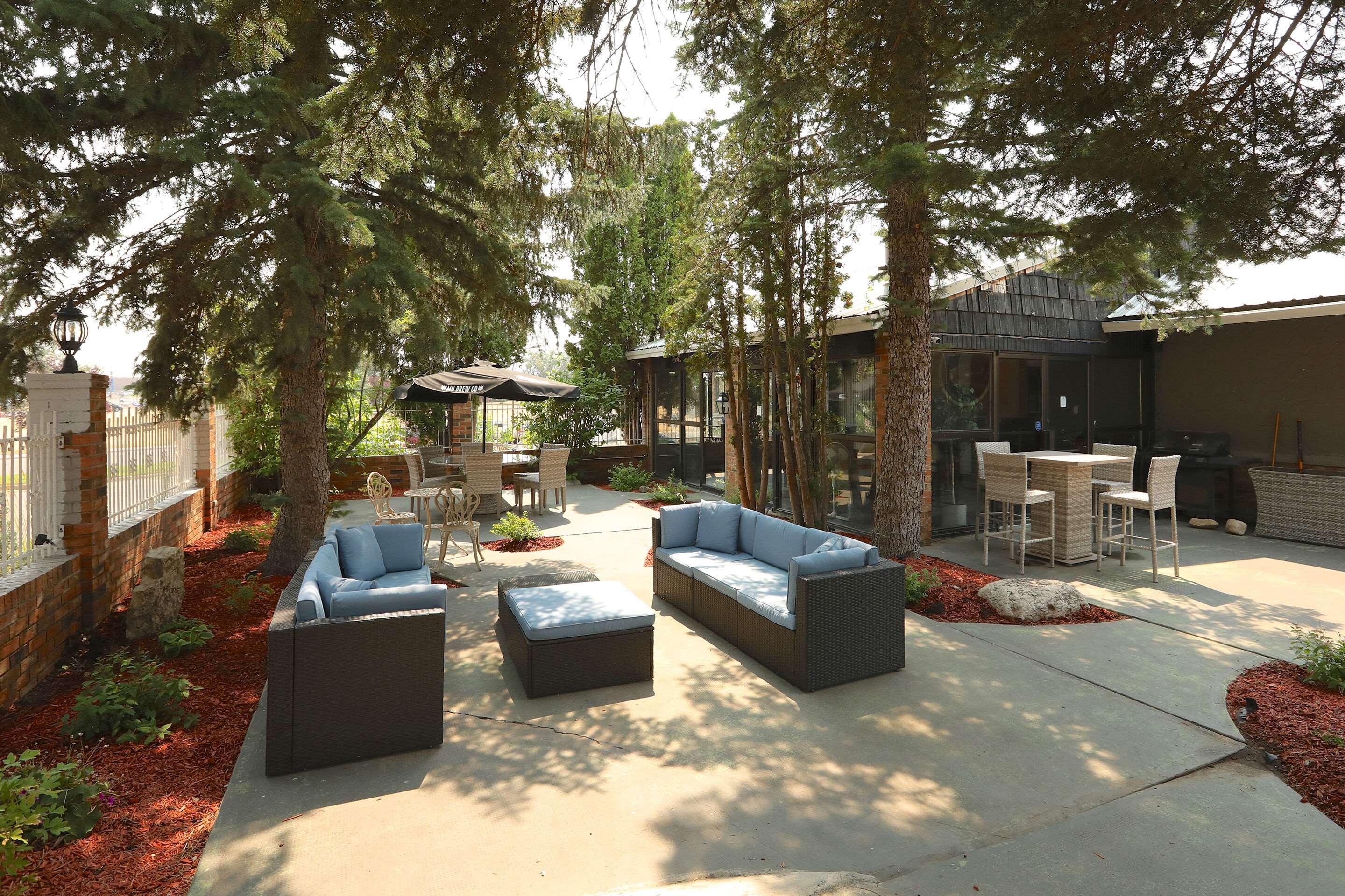 Clarion Pointe Medicine Hat Exterior foto